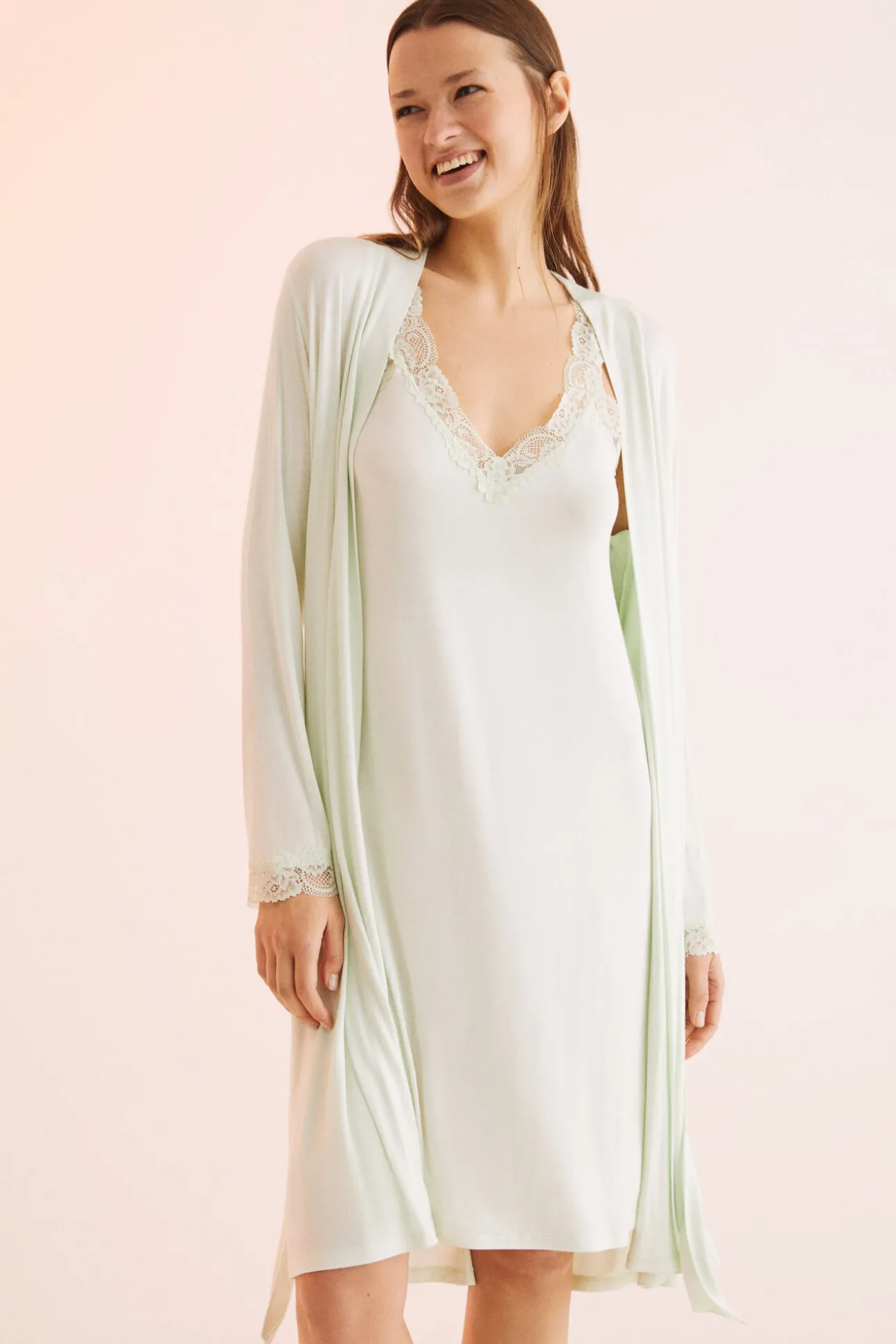 Bata Midi Encaje Verde