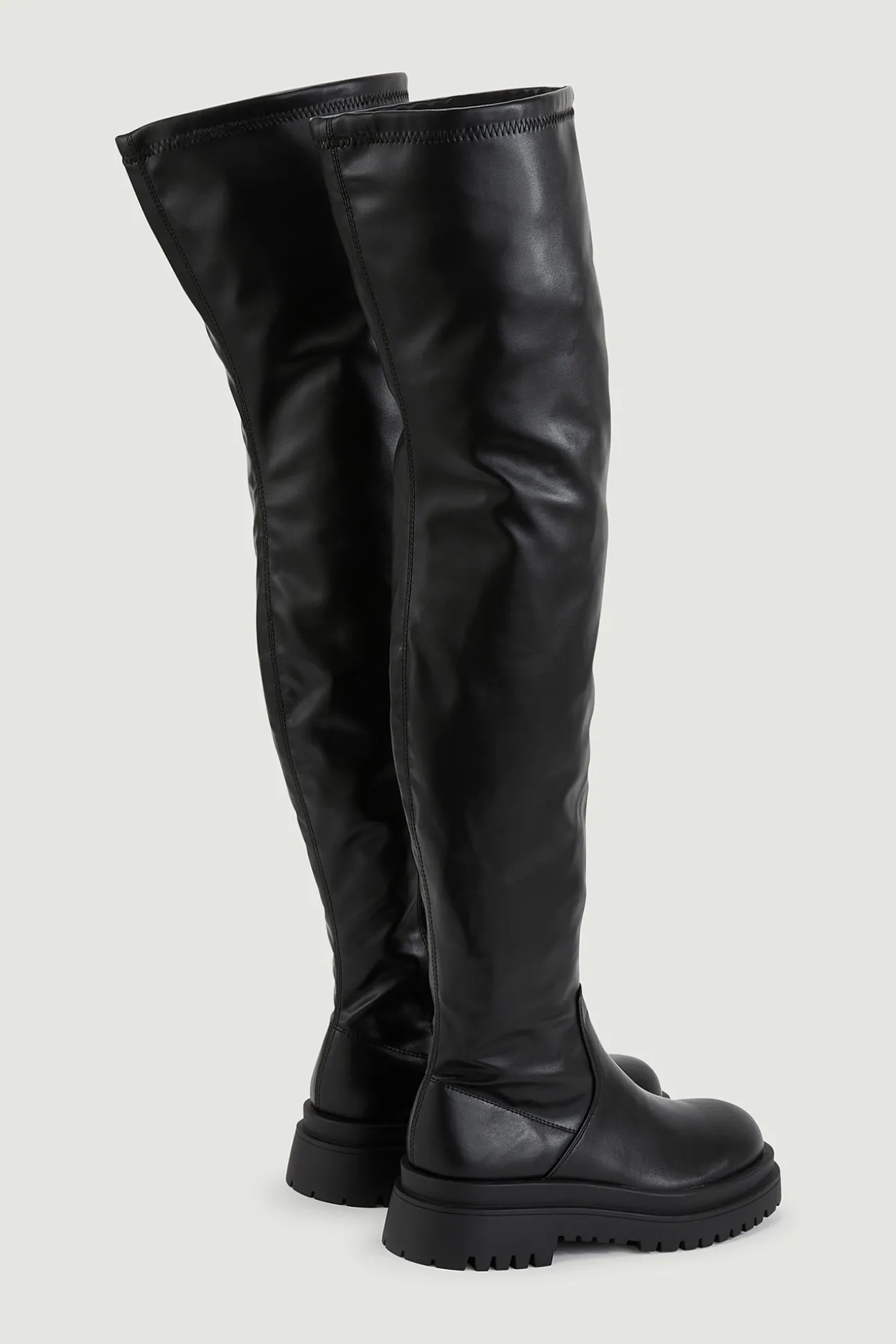 Botas Polipiel Mosqueteras Flexibles Con Suela Dentada