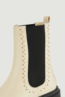 Botines Chelsea Polipiel Con Tachuelas Doradas