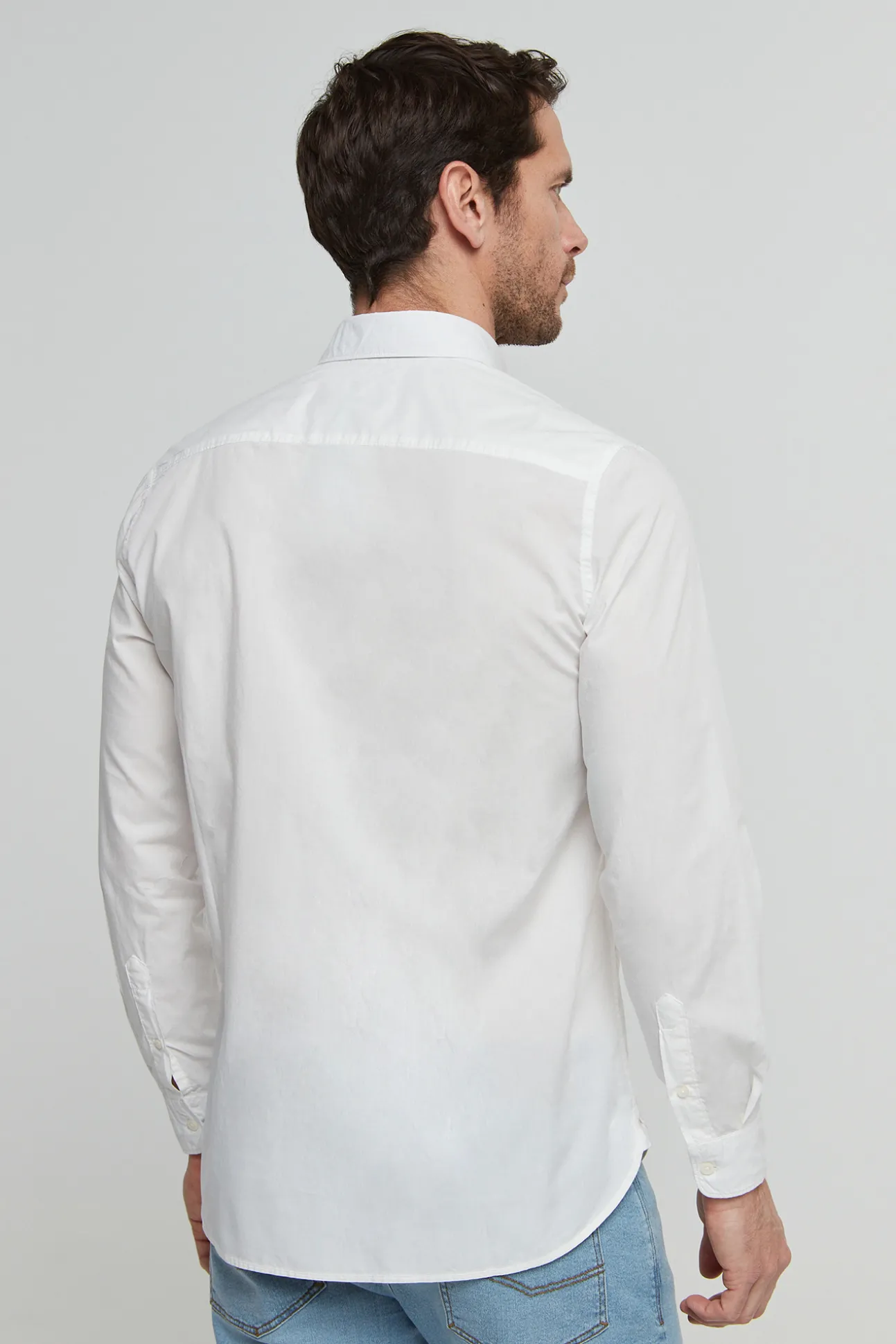 Camisa De Algodon Unicolor Slim Fit.