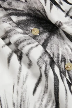 Camisa Estampada Manga Corta