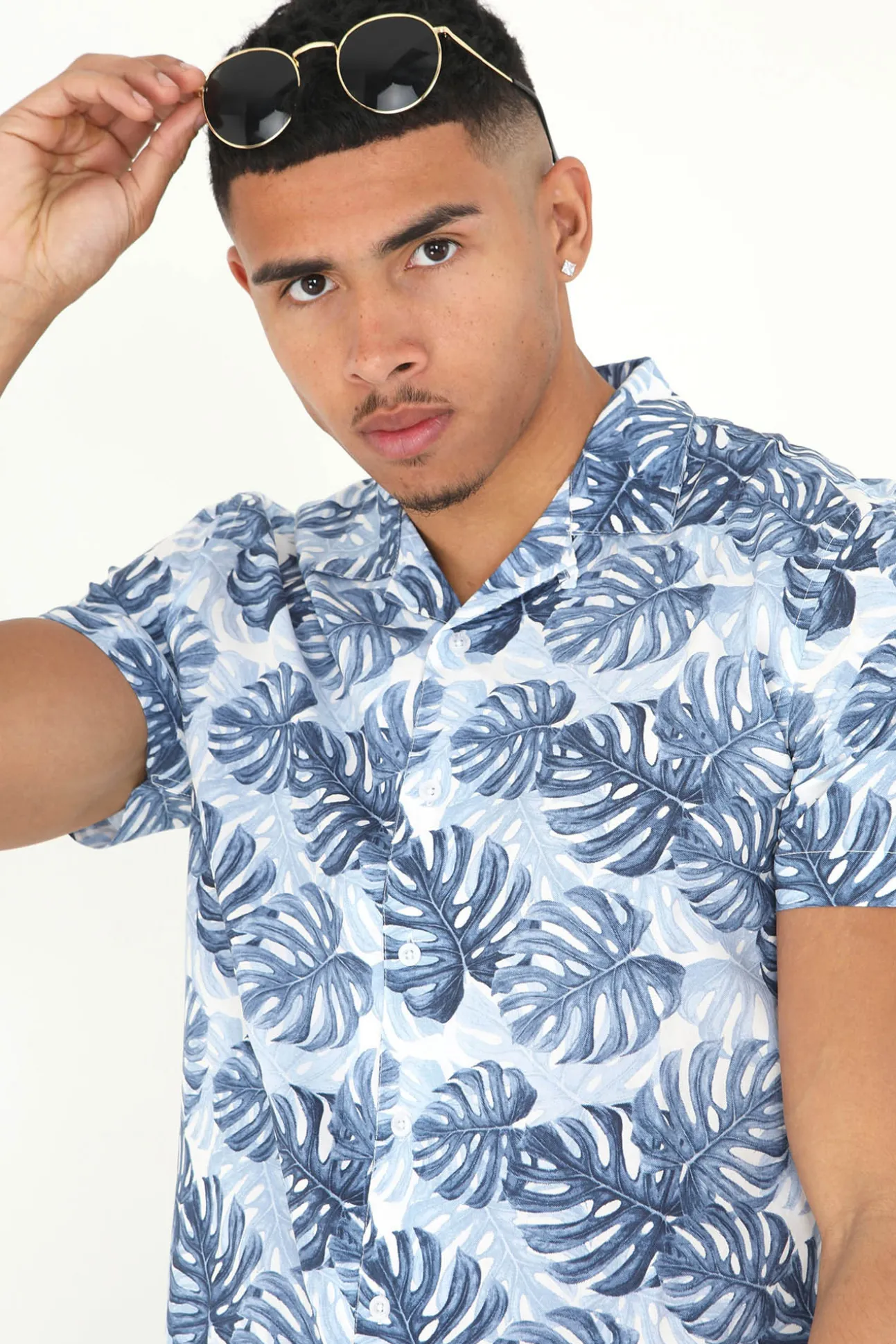 Camisa Manga Corta Y Estampada.