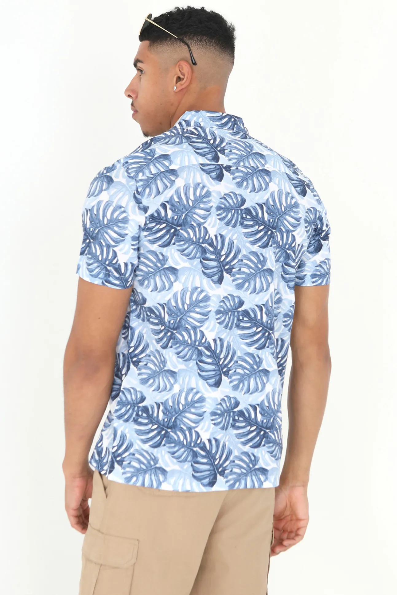 Camisa Manga Corta Y Estampada.
