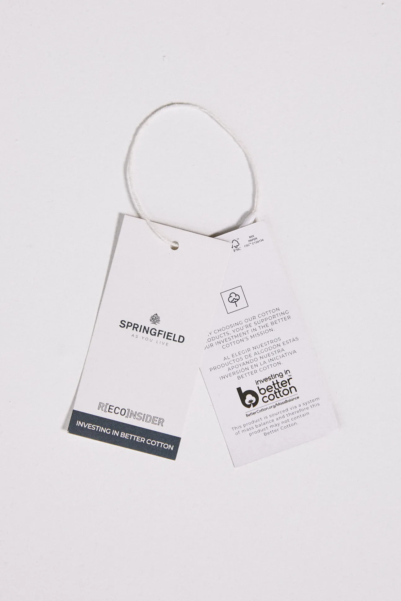 Camiseta Bolsillo Bordado Suizo