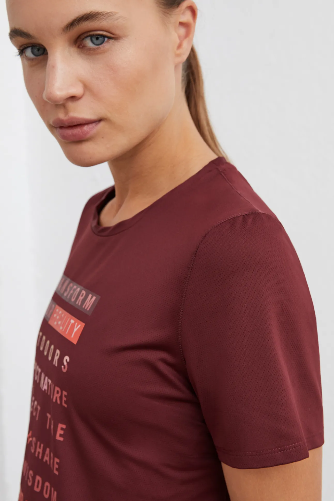 Camiseta Tecnica Transpirable Granate