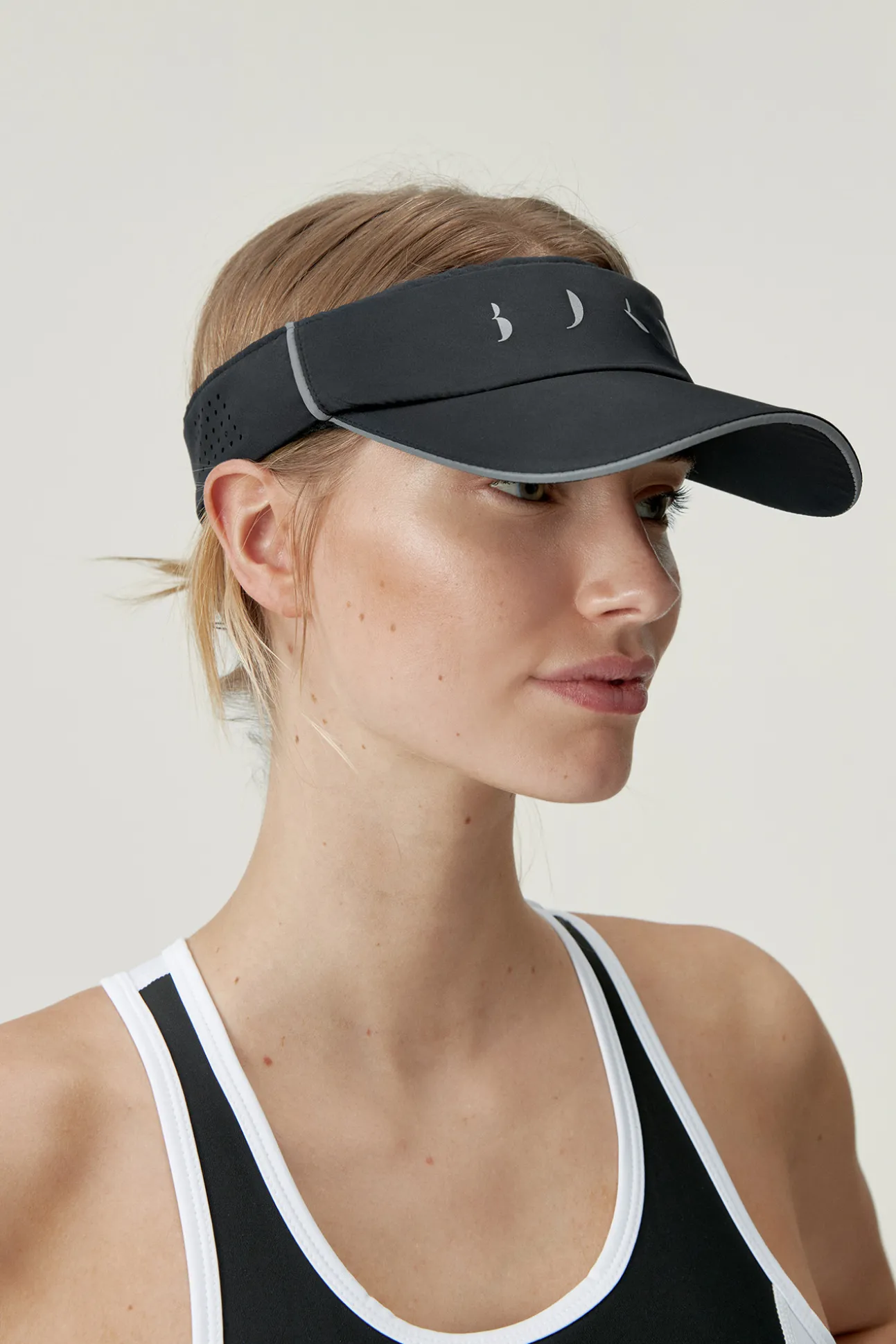 Caps Visor Black