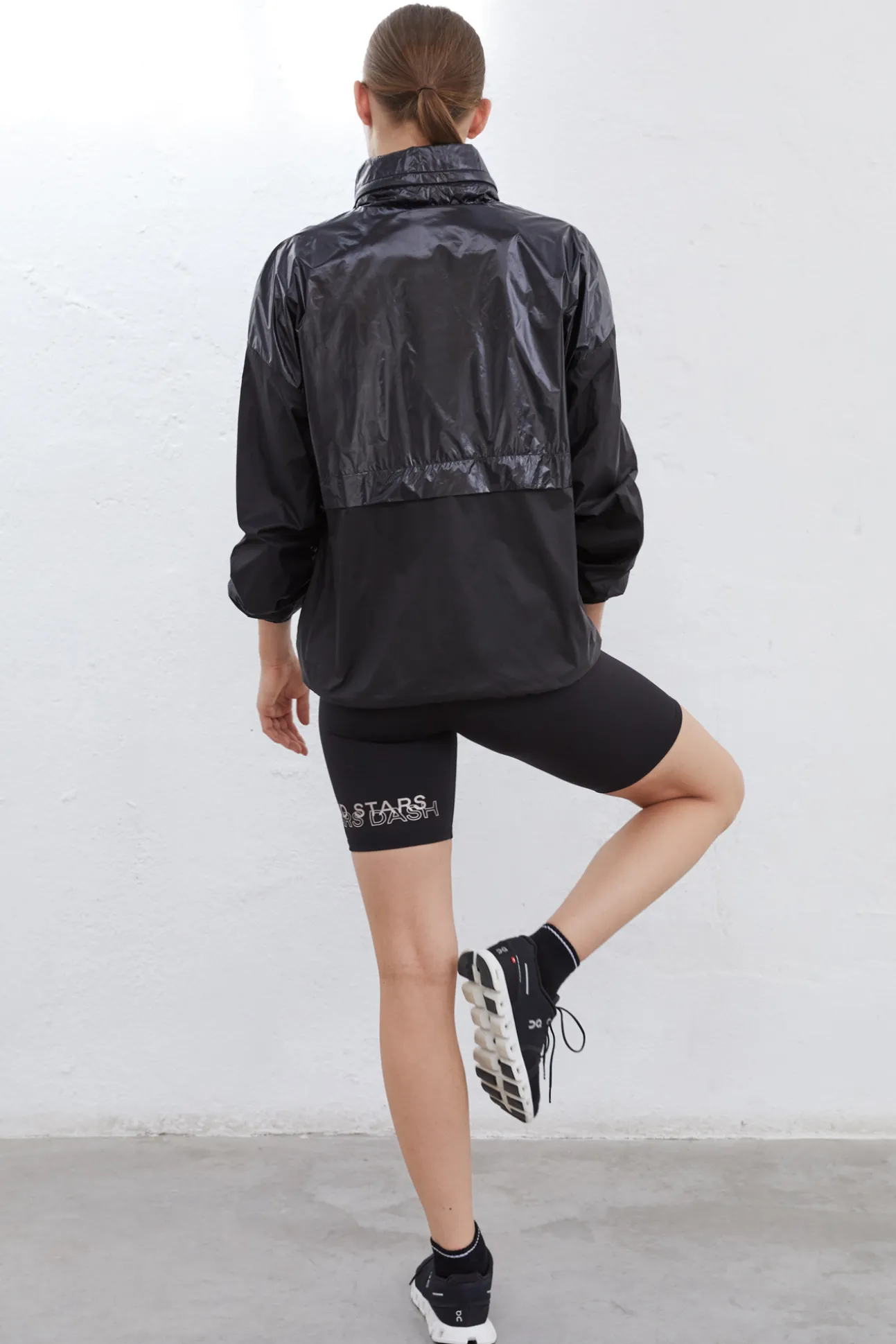 Chaqueta Water Resistant Negra