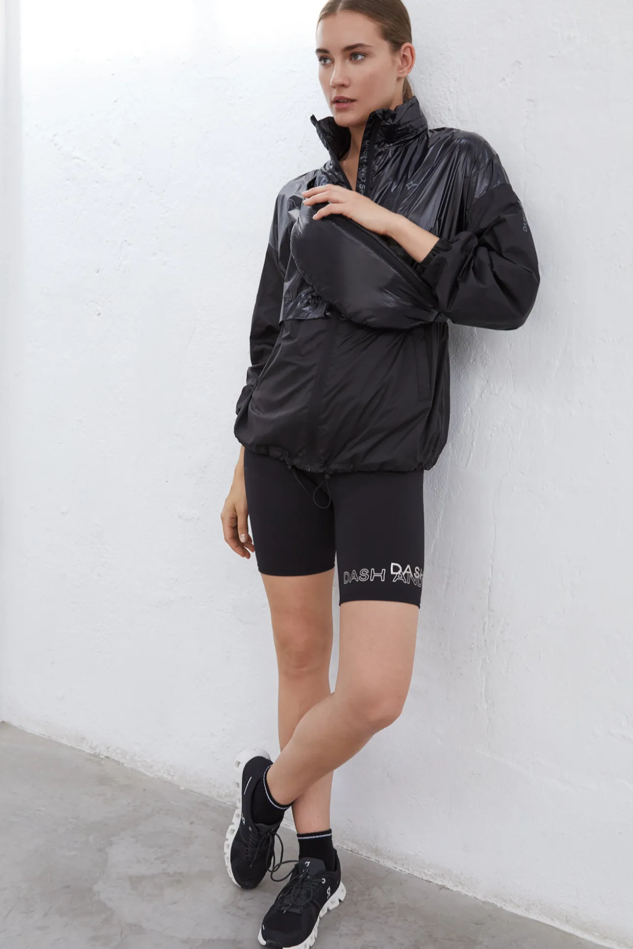 Chaqueta Water Resistant Negra