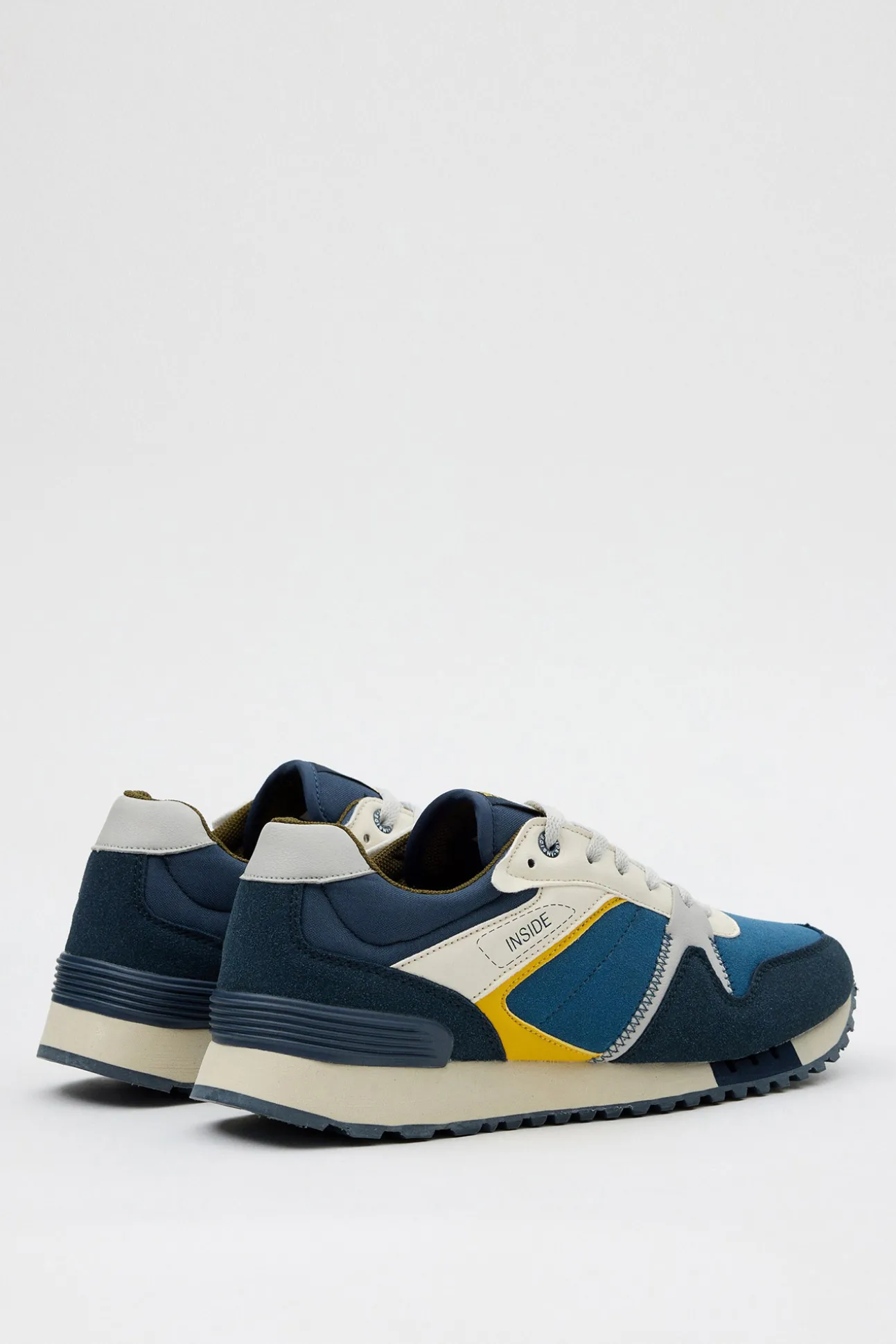 Deportiva Casual Combinada