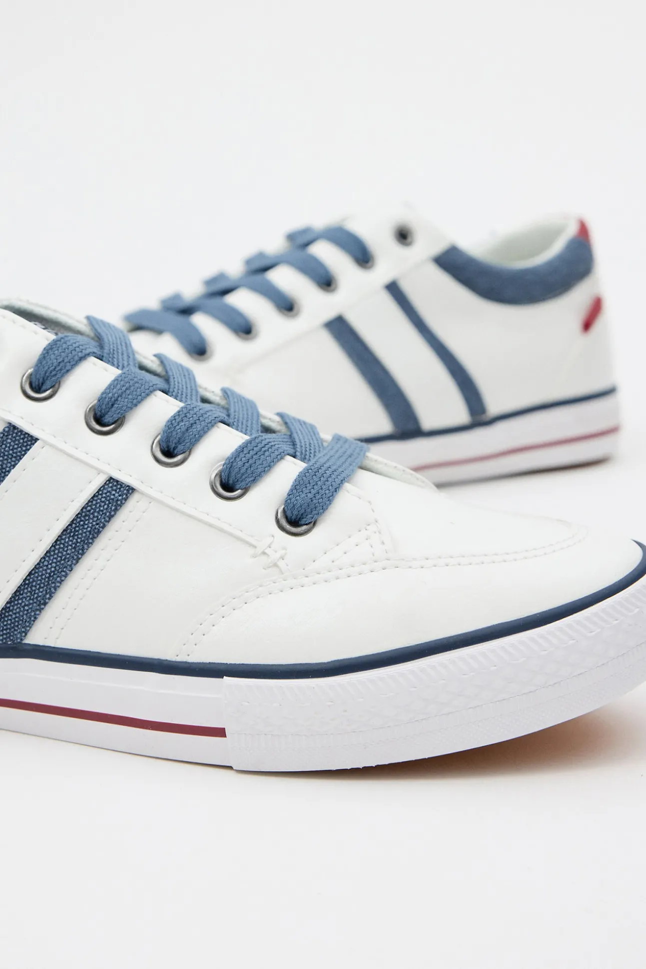 Deportiva Con Tejido Denim