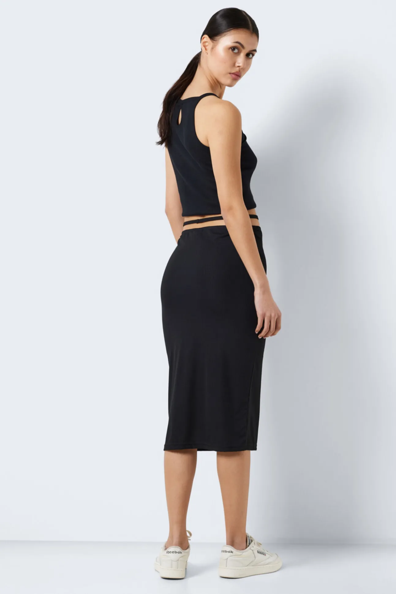 Falda Midi Negra