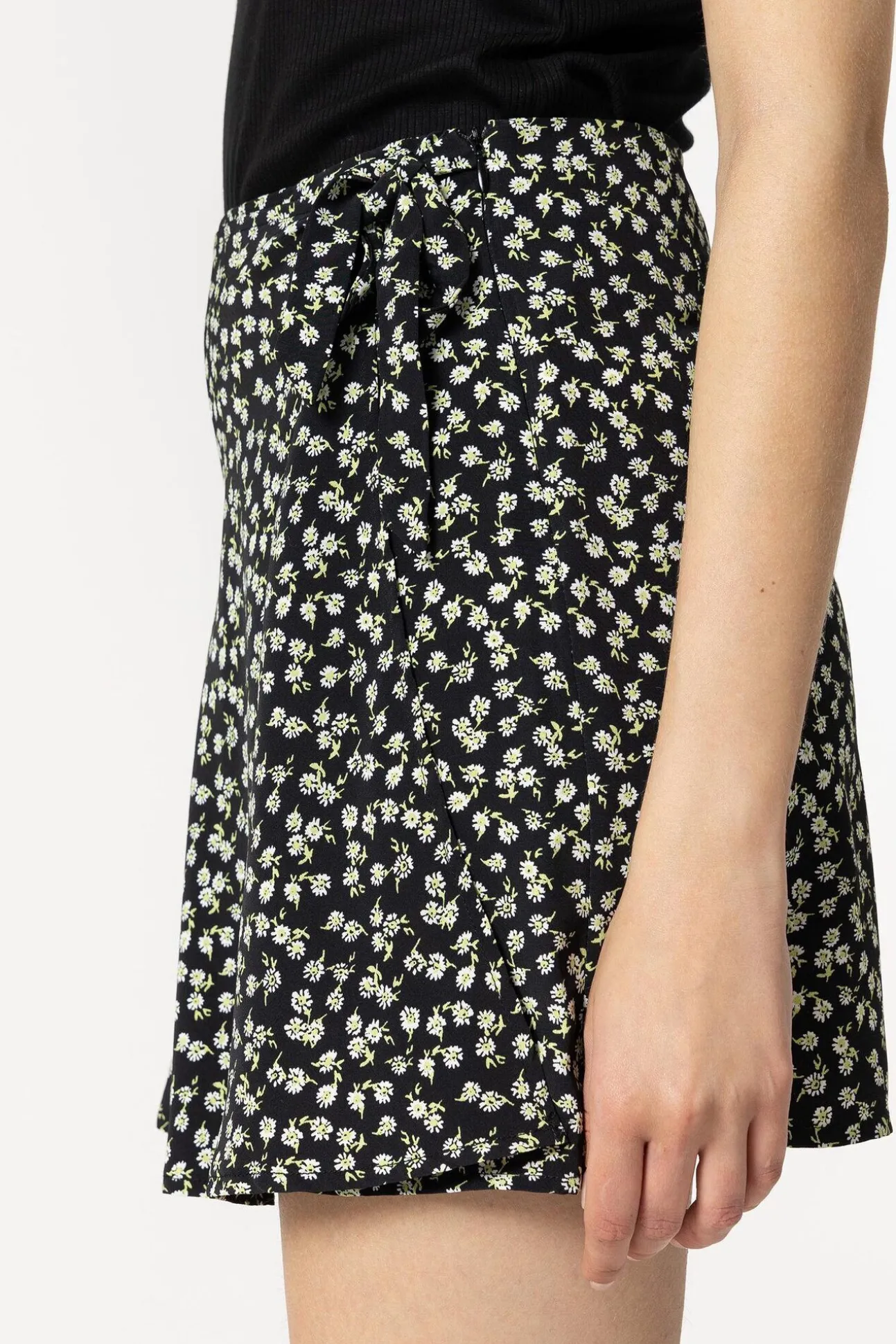 Falda Shorts Fluida Estampado Floral