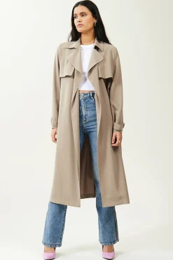 Gabardina Larga De Tejido Vaporoso