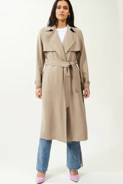 Gabardina Larga De Tejido Vaporoso