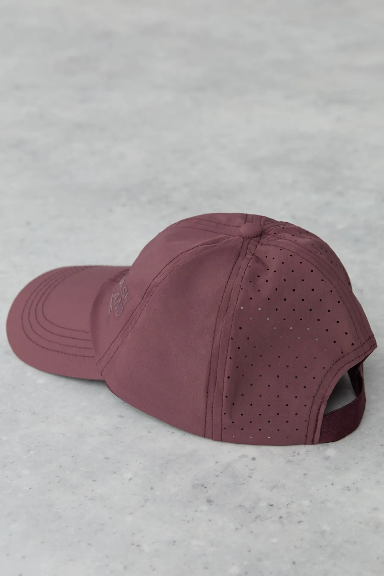 Gorra Tecnica Granate