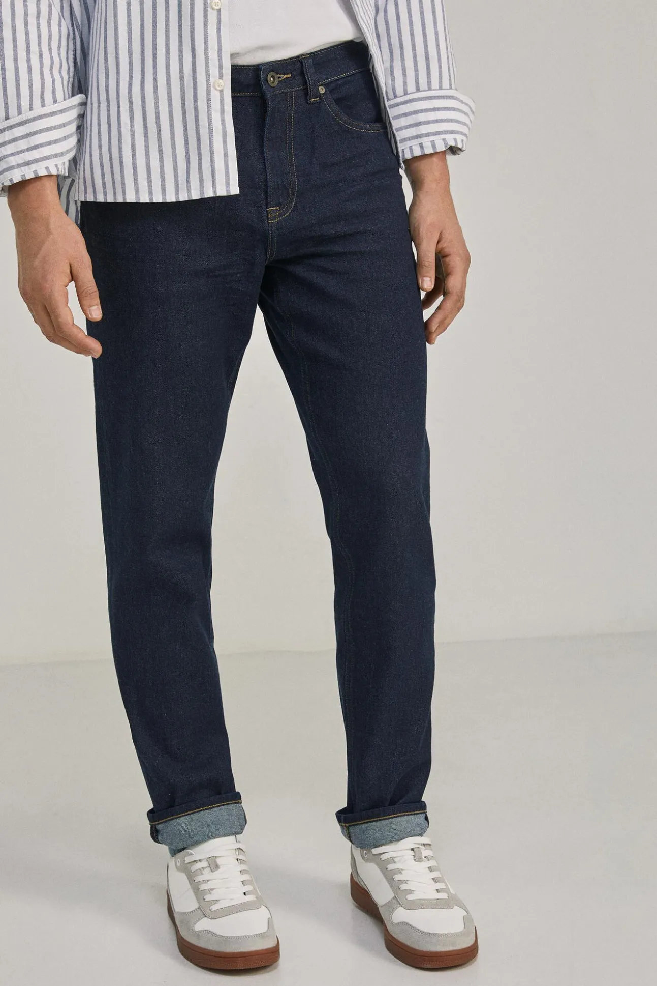 Jeans Regular Lavado Desencolado