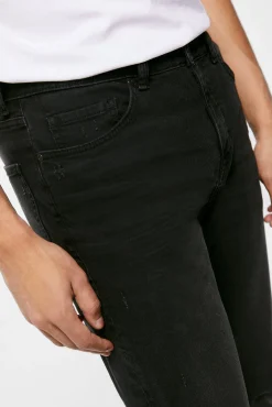 Jeans Regular Negro Lavado
