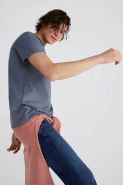 Jeans Skinny Lavado Oscuro Ensuciado