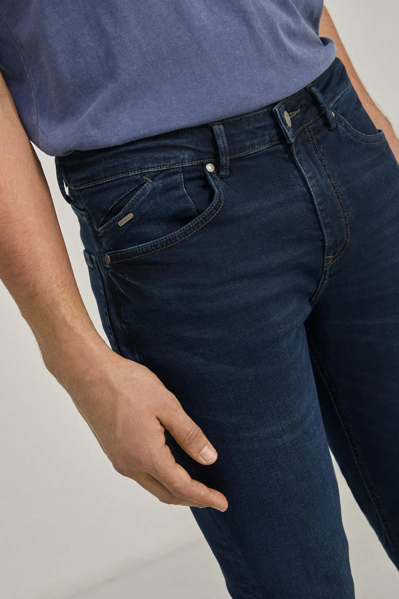 Jeans Skinny Oscuro Lavado