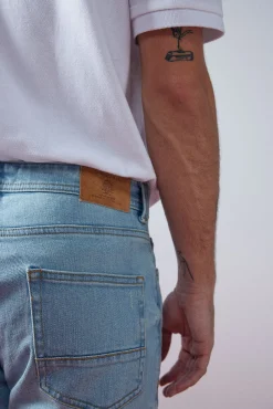Jeans Slim Lavado Claro