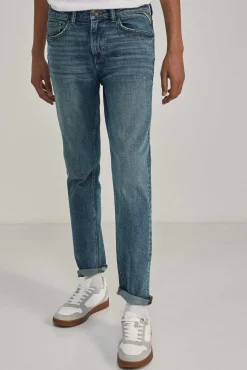 Jeans Slim Lavado Medio Ensuciado