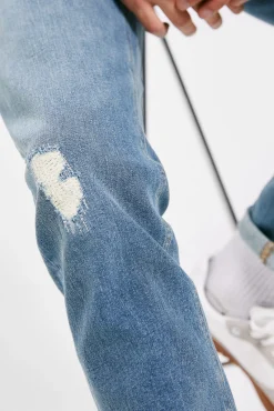 Jeans Slim Lavado Medio Ensuciado Rotos Reparados