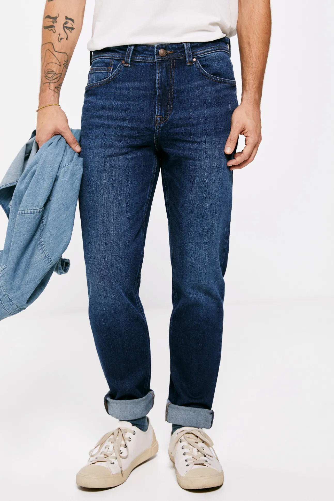 Jeans Slim Lavado Medio Oscuro