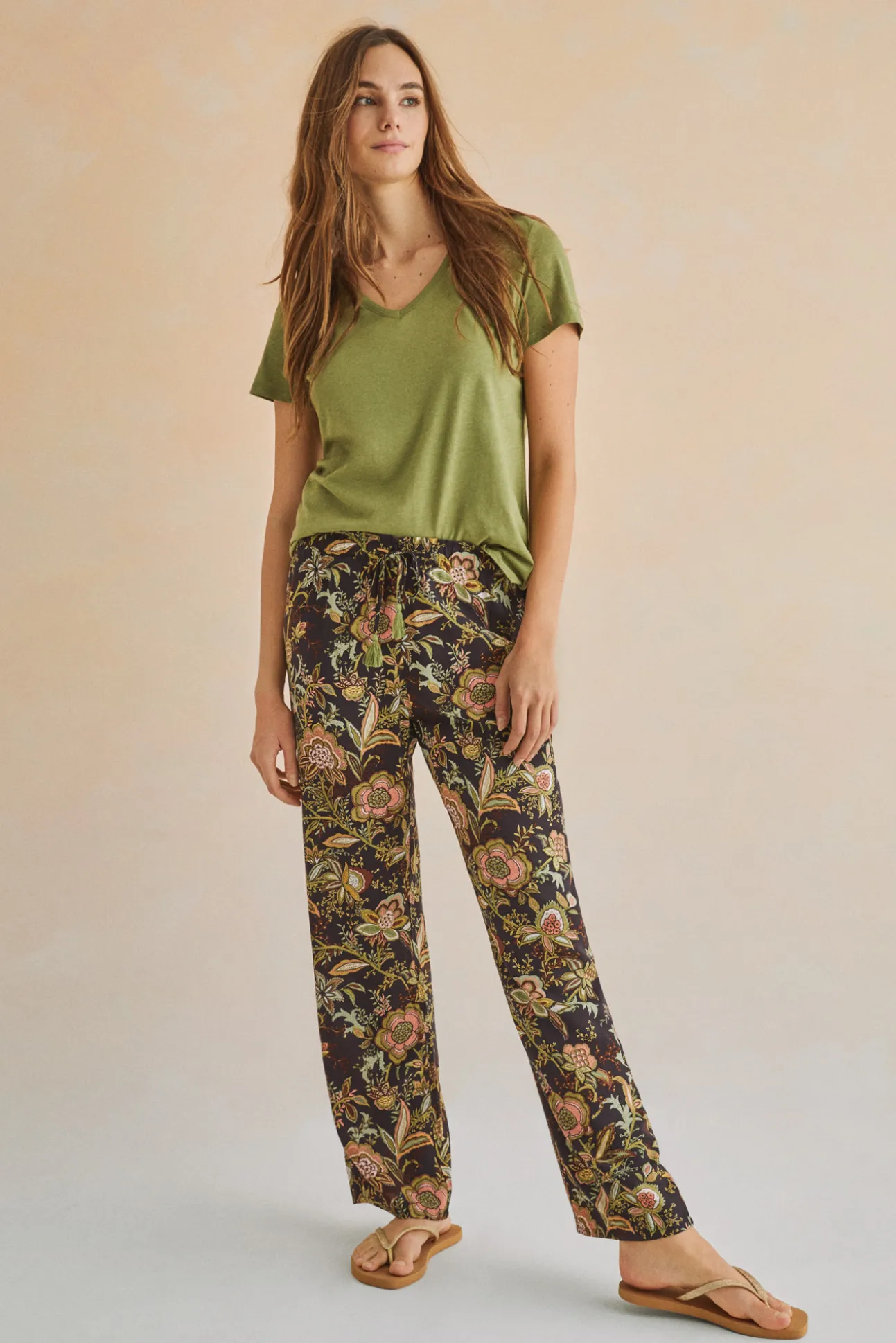 Pantalon Largo Recto Estampado Negro