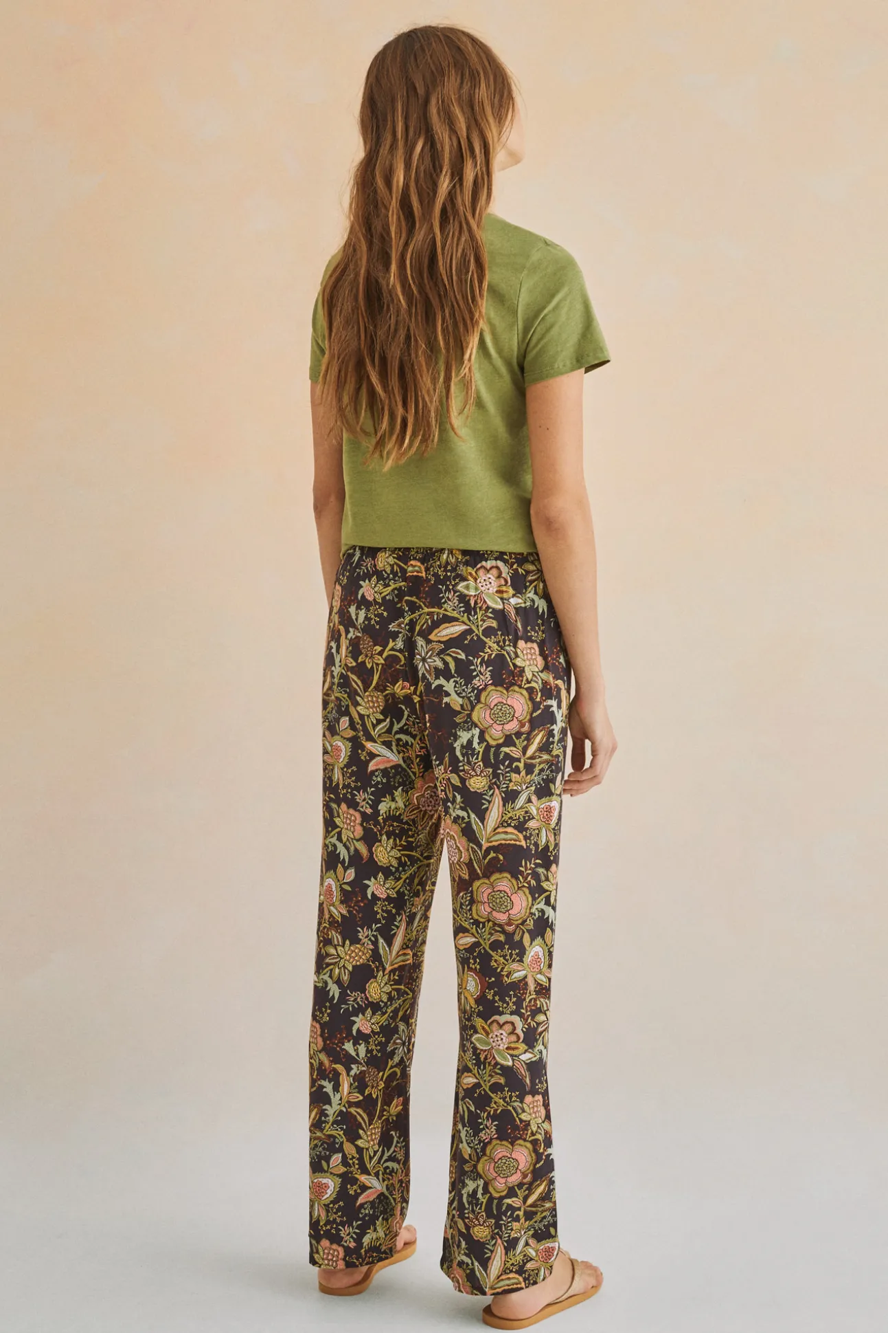 Pantalon Largo Recto Estampado Negro