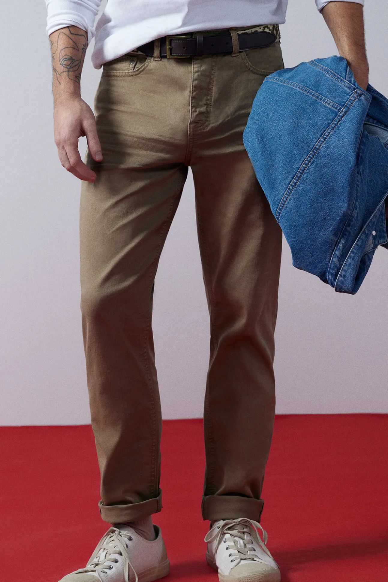 Pantalon Slim 5 Bolsillos Color