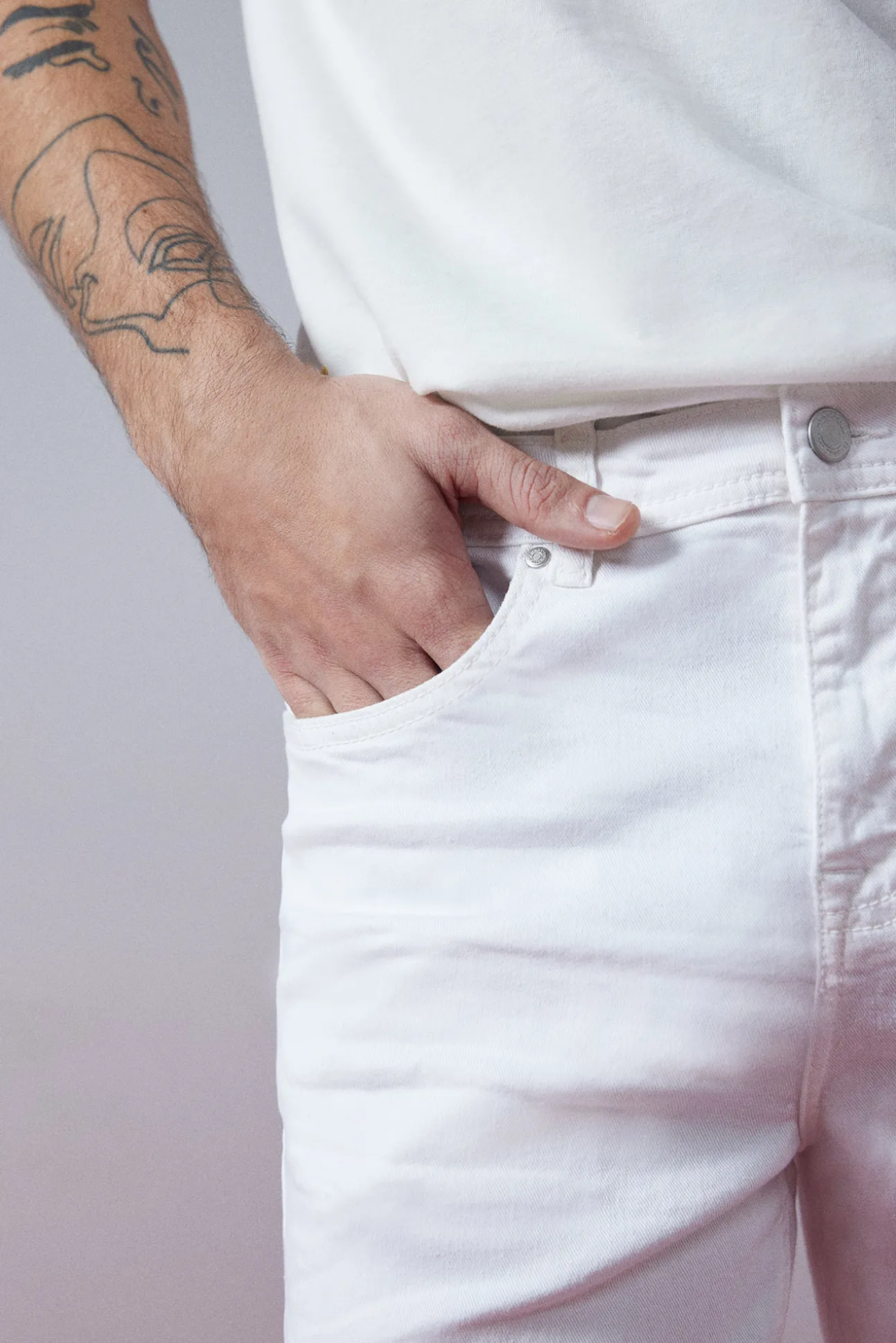 Pantalon Slim 5 Bolsillos Color