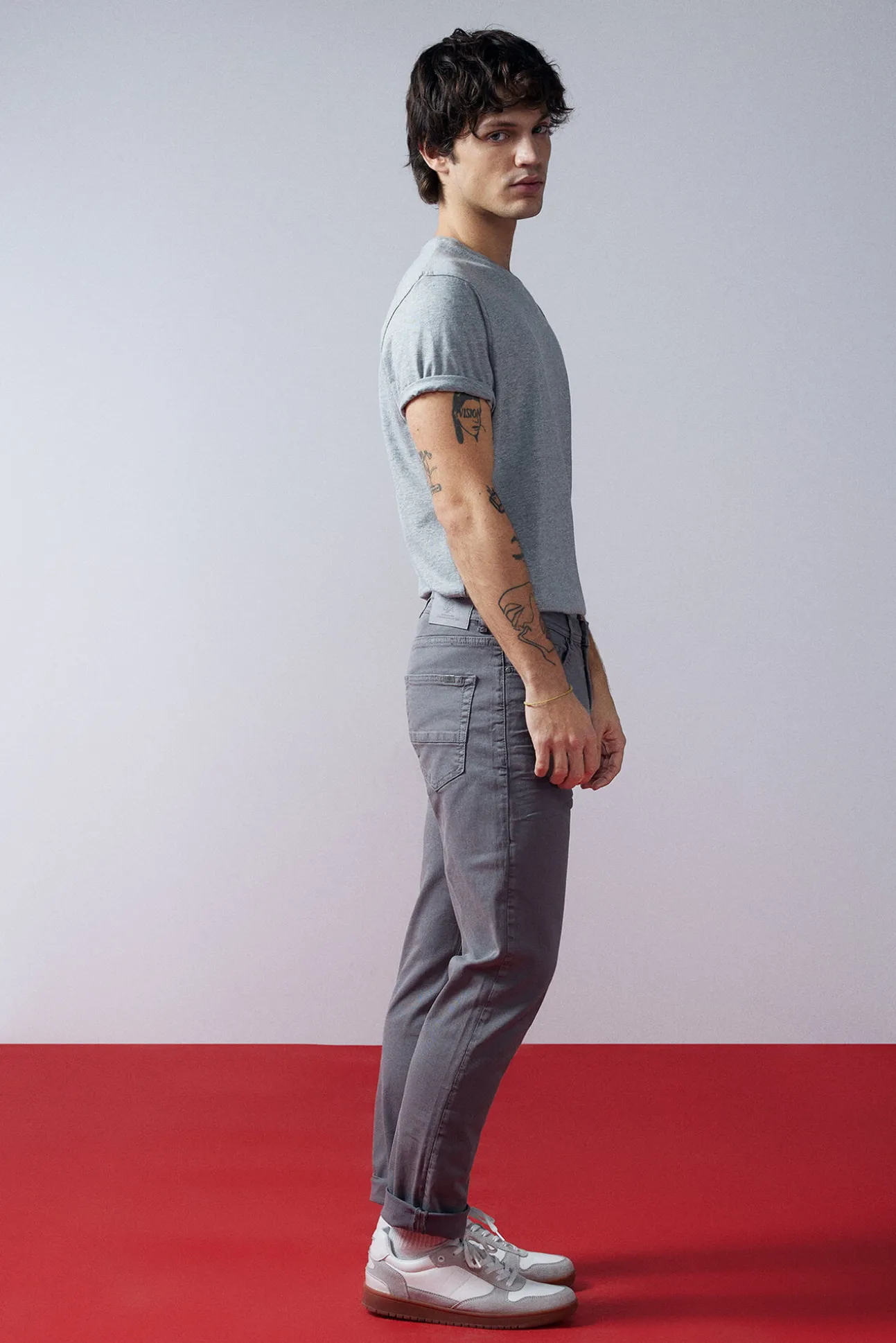 Pantalon Slim 5 Bolsillos Color