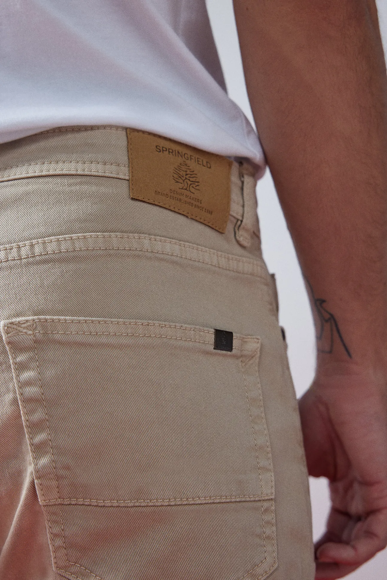 Pantalon Slim 5 Bolsillos Color