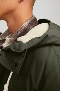 Parka Con Capucha