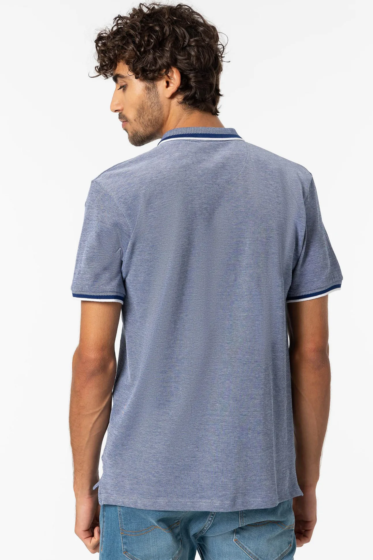 Polo Pique Detalle Estampado Con Relieve