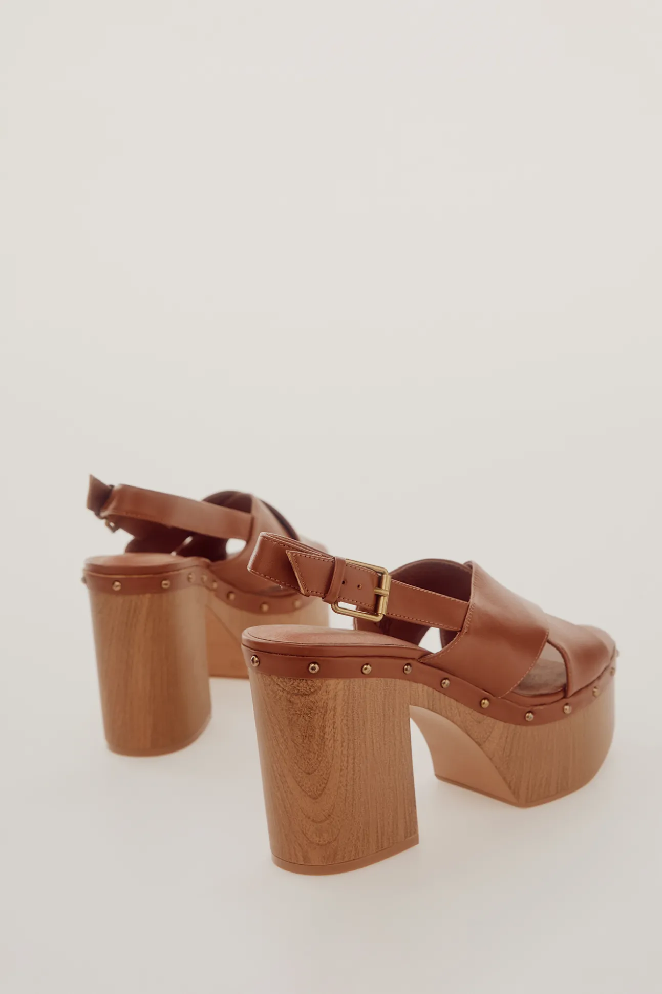 Sandalia Plataforma Estilo Madera