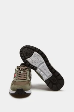 Sneaker Oats Refresh