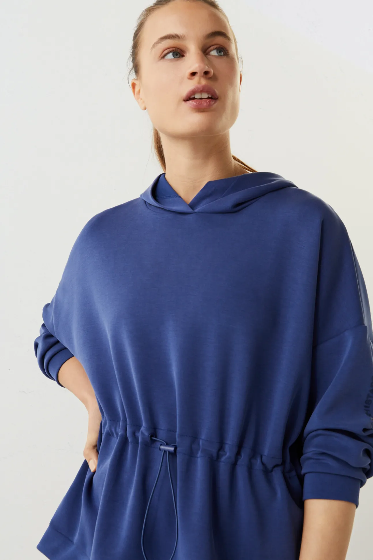 Sudadera Capucha Oscuro