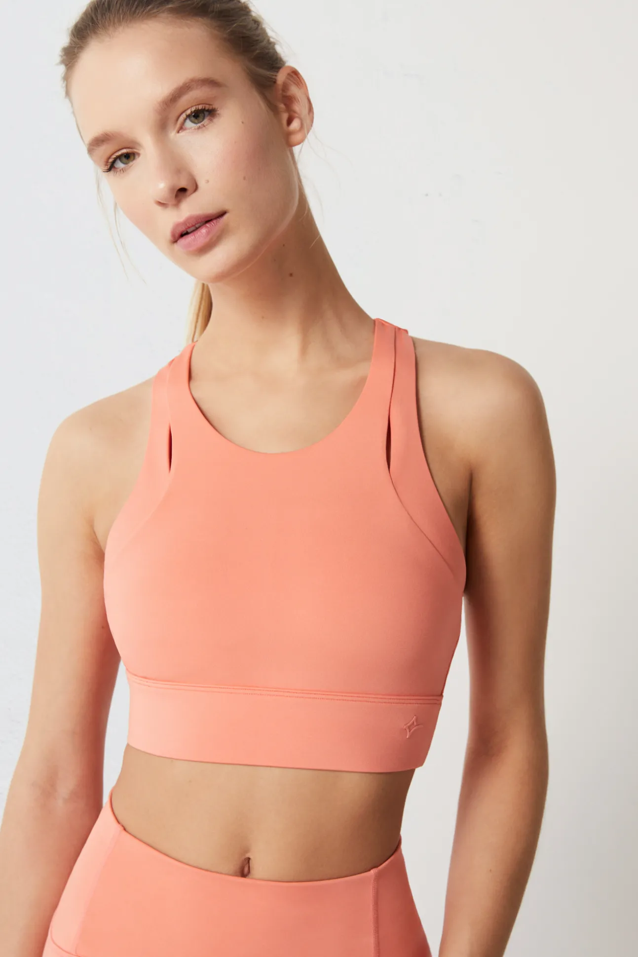 Sujetador Deportivo Cut Out Coral 4D Stretch