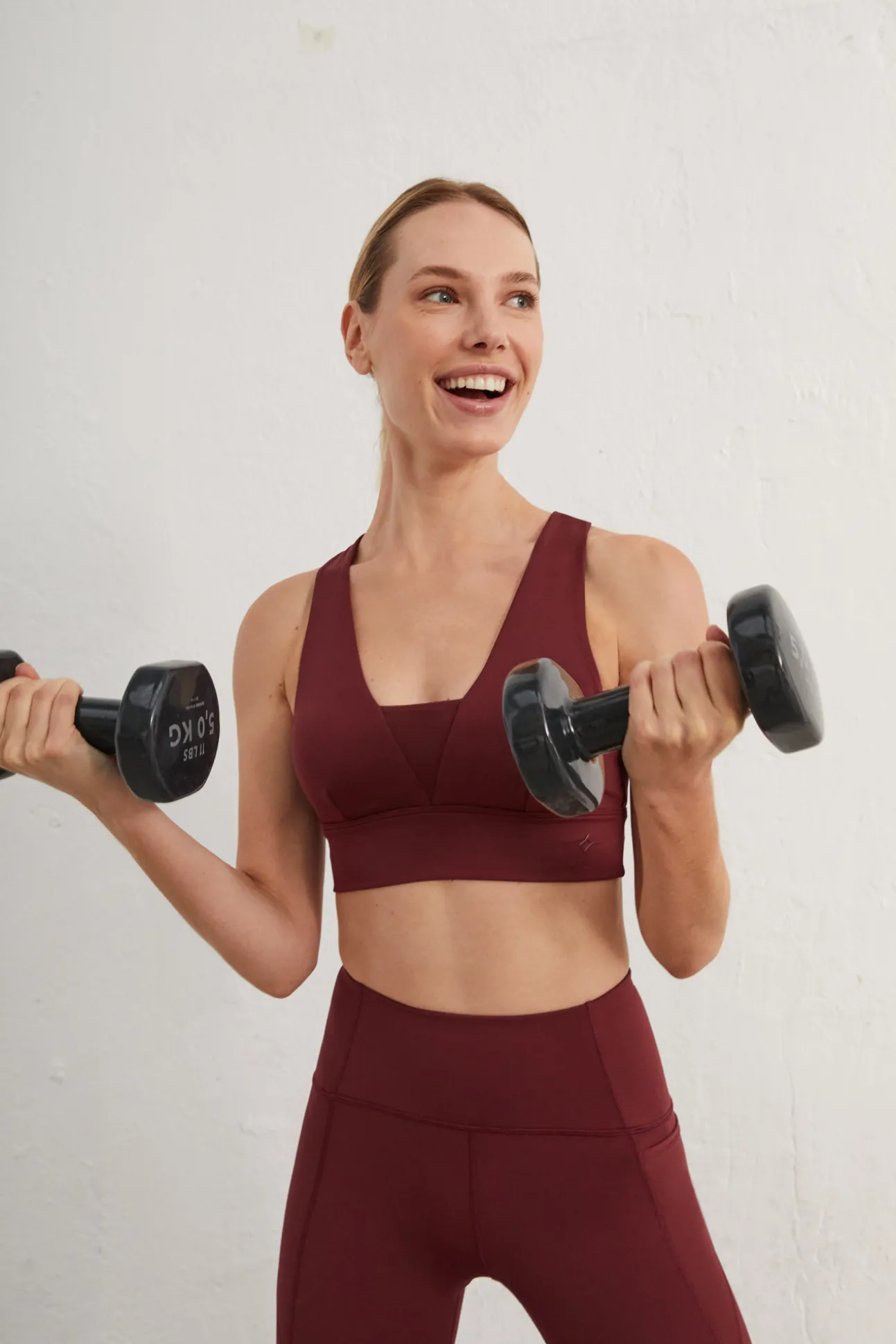 Sujetador Deportivo Granate 4D Stretch