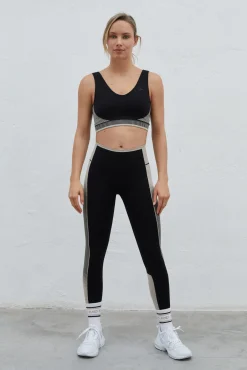 Sujetador Deportivo Negro Seamless Fit