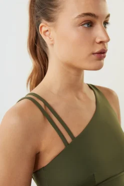 Top Deportivo Asimetrico Verde Collagen Feel
