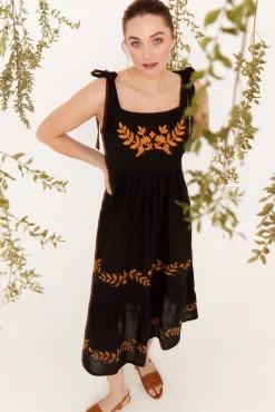 Vestido Bordado