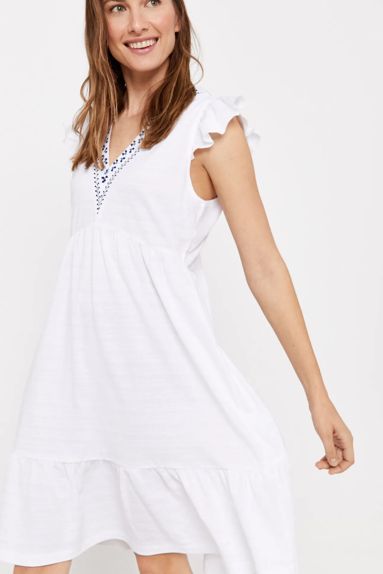 Vestido Corto Bordado