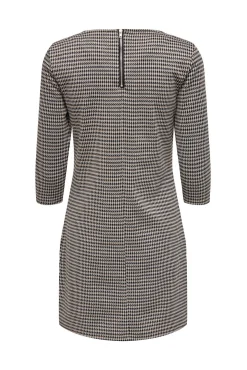 Vestido Corto Con Magas 3/4