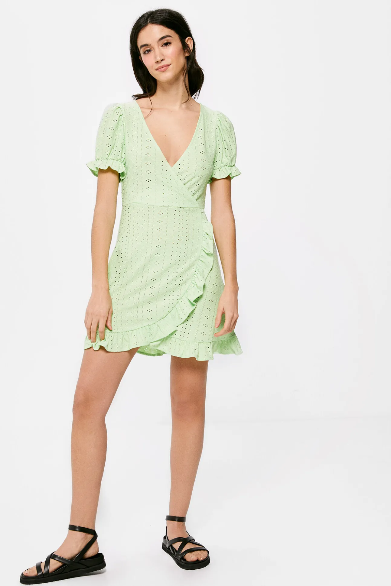Vestido Corto Cruce Volantes
