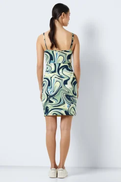 Vestido Corto De Tirantes