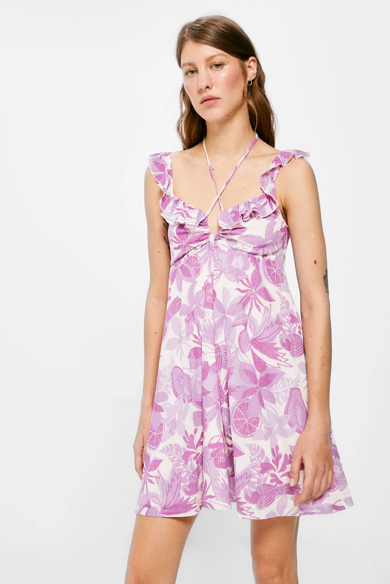 Vestido Corto Escote Lazo