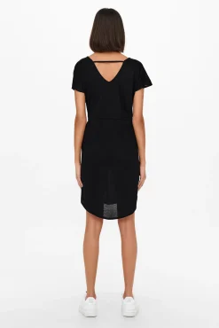 Vestido Corto Fluido
