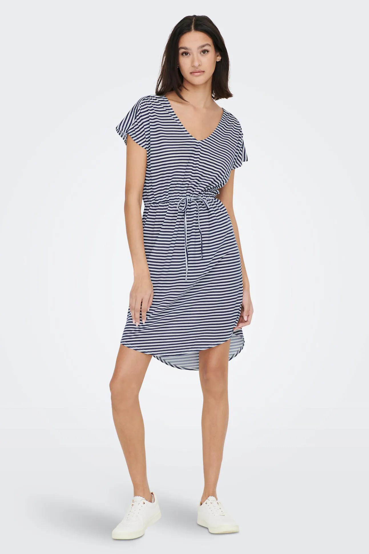 Vestido Corto Fluido